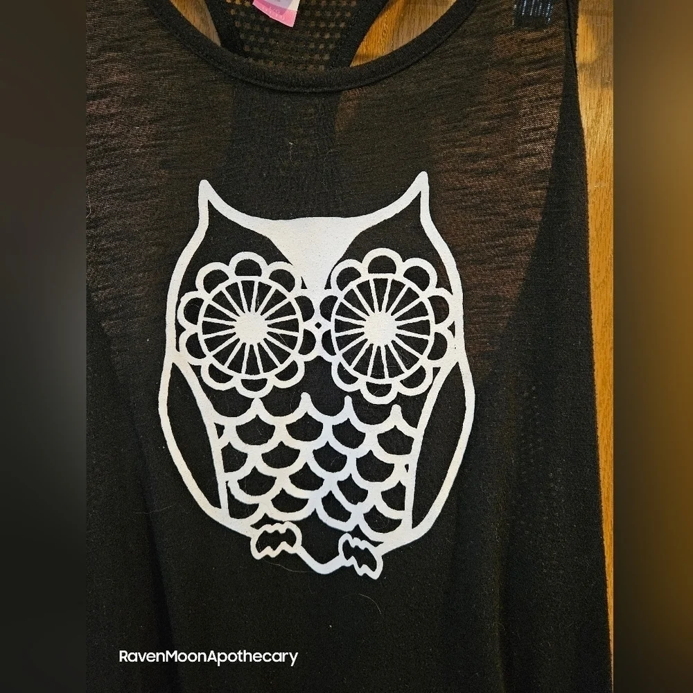 3/15$ No Boundaries Owl Tank Top Racer Back